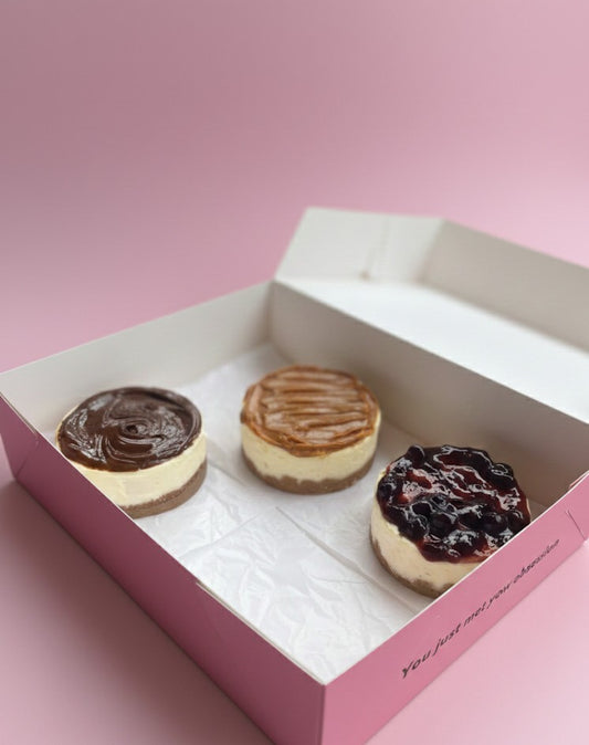 MINI CHEESECAKE BOX OF 3